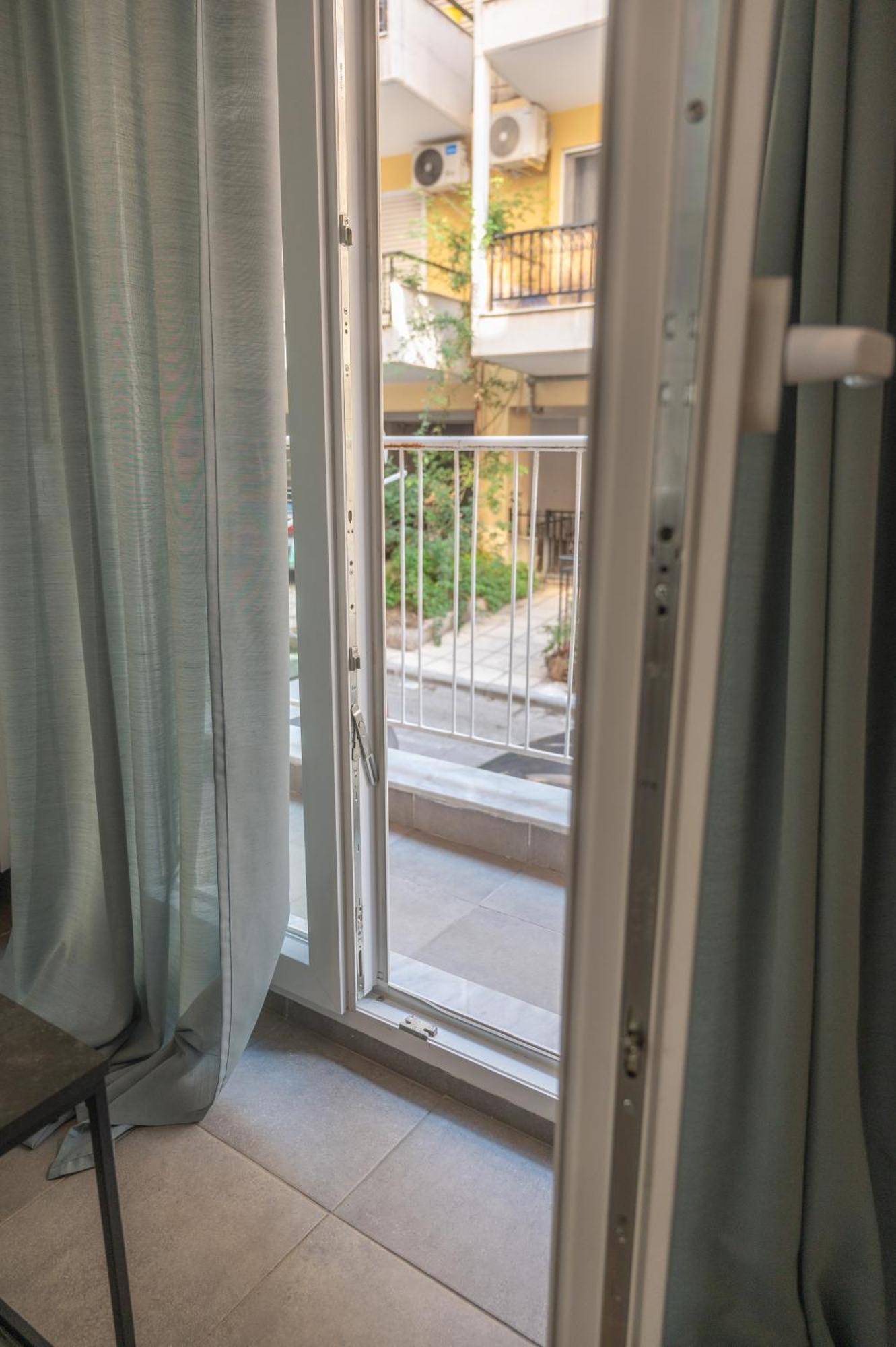 Niso Thessaloniki Hospitality Apartments 외부 사진